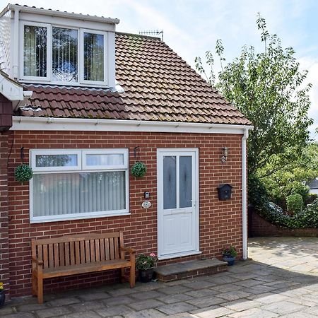 The Annexe Villa Whitby Buitenkant foto
